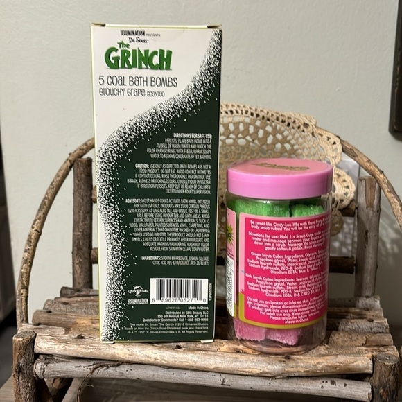 NEW GROUCHY GRINCH GRAPE COAL BATH BOMBS & SWEET CINDY LOU WHO FRUITY BODY SCRUB - Picture 5 of 15